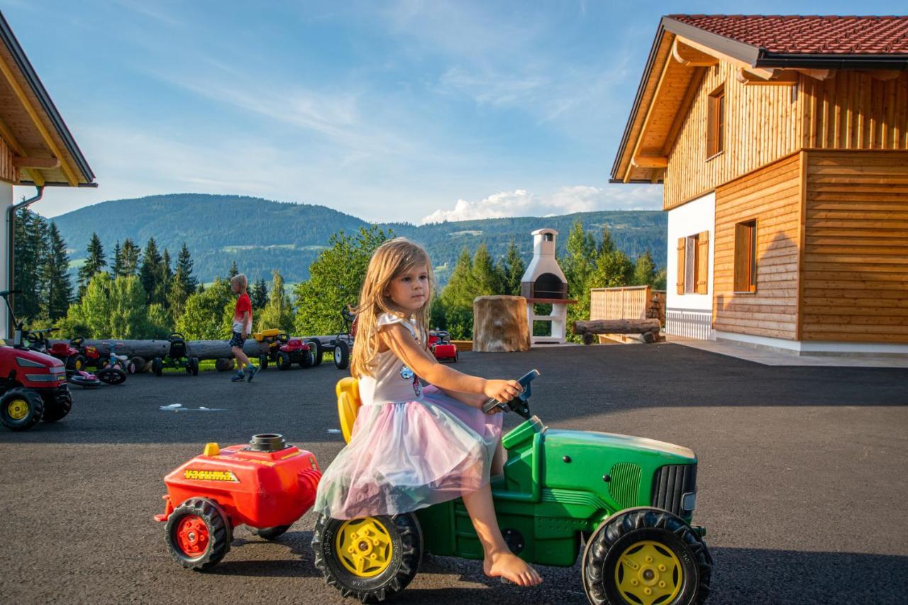 Chalets Und Apartments Hauserhof Nassfeld シュラニツェン エクステリア 写真